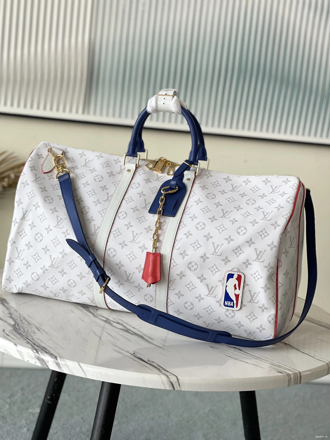 WIS LOUIS KEEPALL VUITTON LVXNBA 55 BASKETBALL 0823